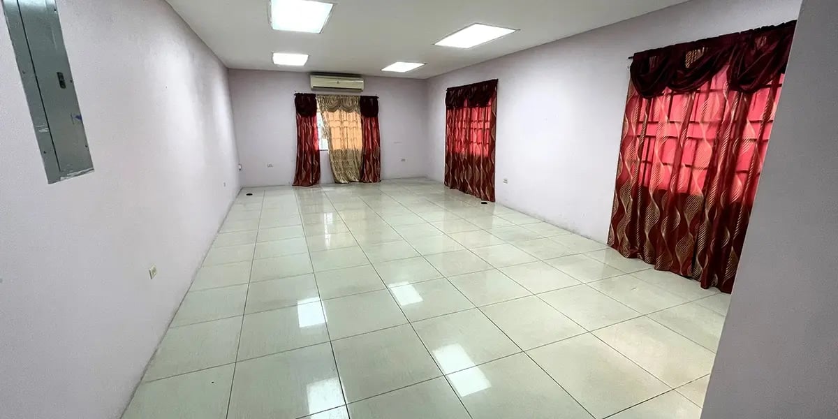 EMR DAbadie Upstairs Commercial Unit
