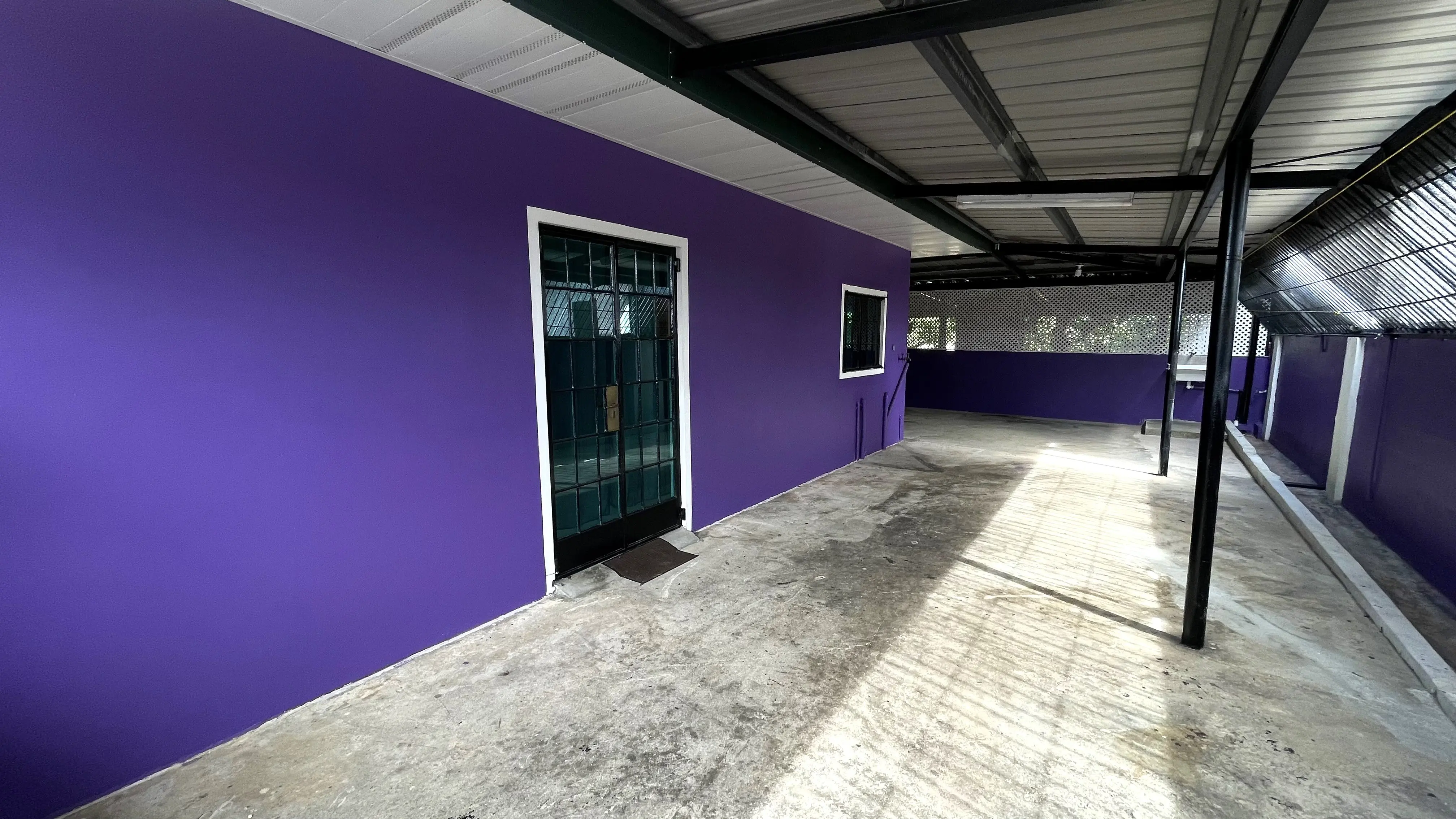 bamboo-3-valsayn-2-bedroom-house-exterior-yard