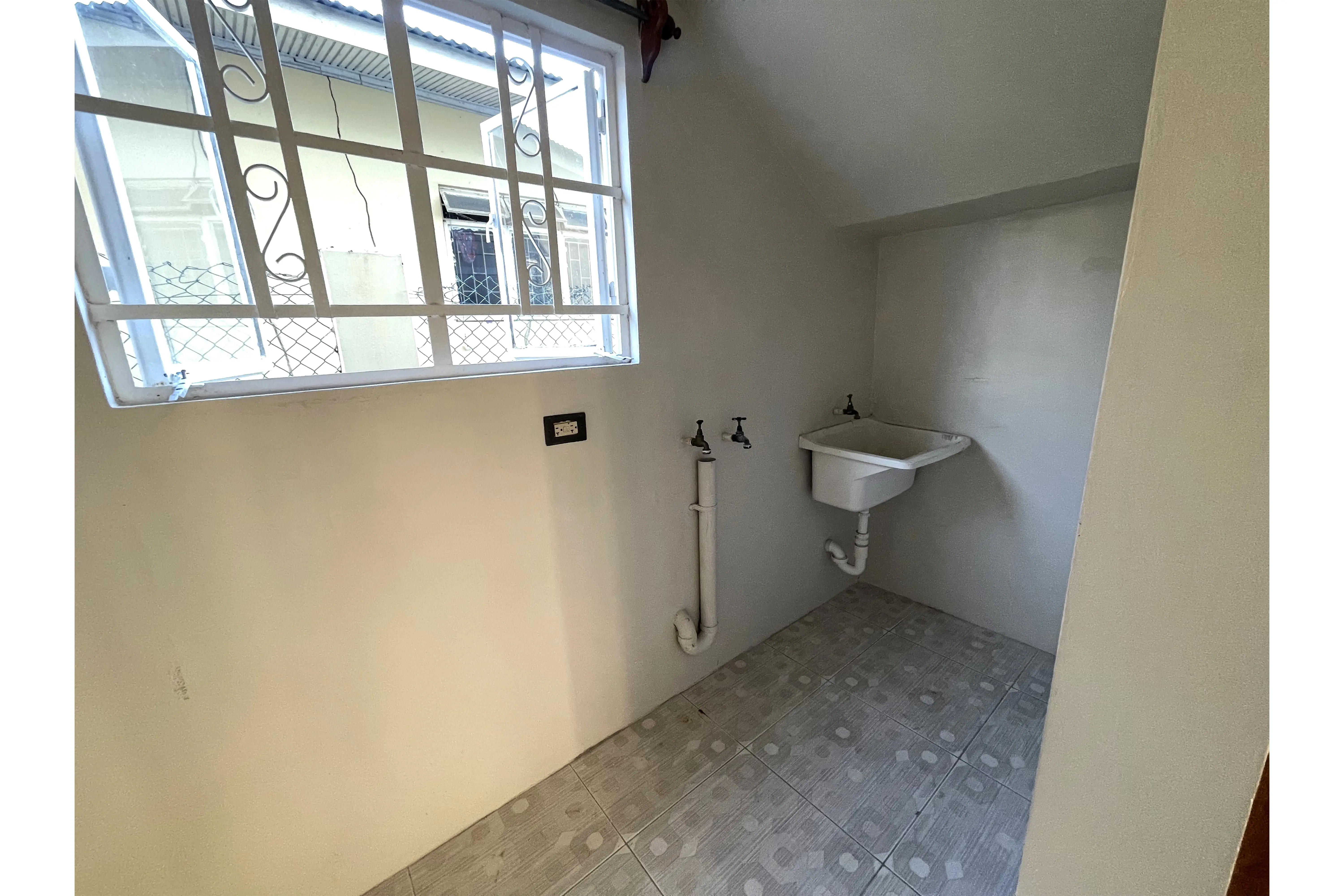 Bon Air West 2 Bedroom Apartment 3