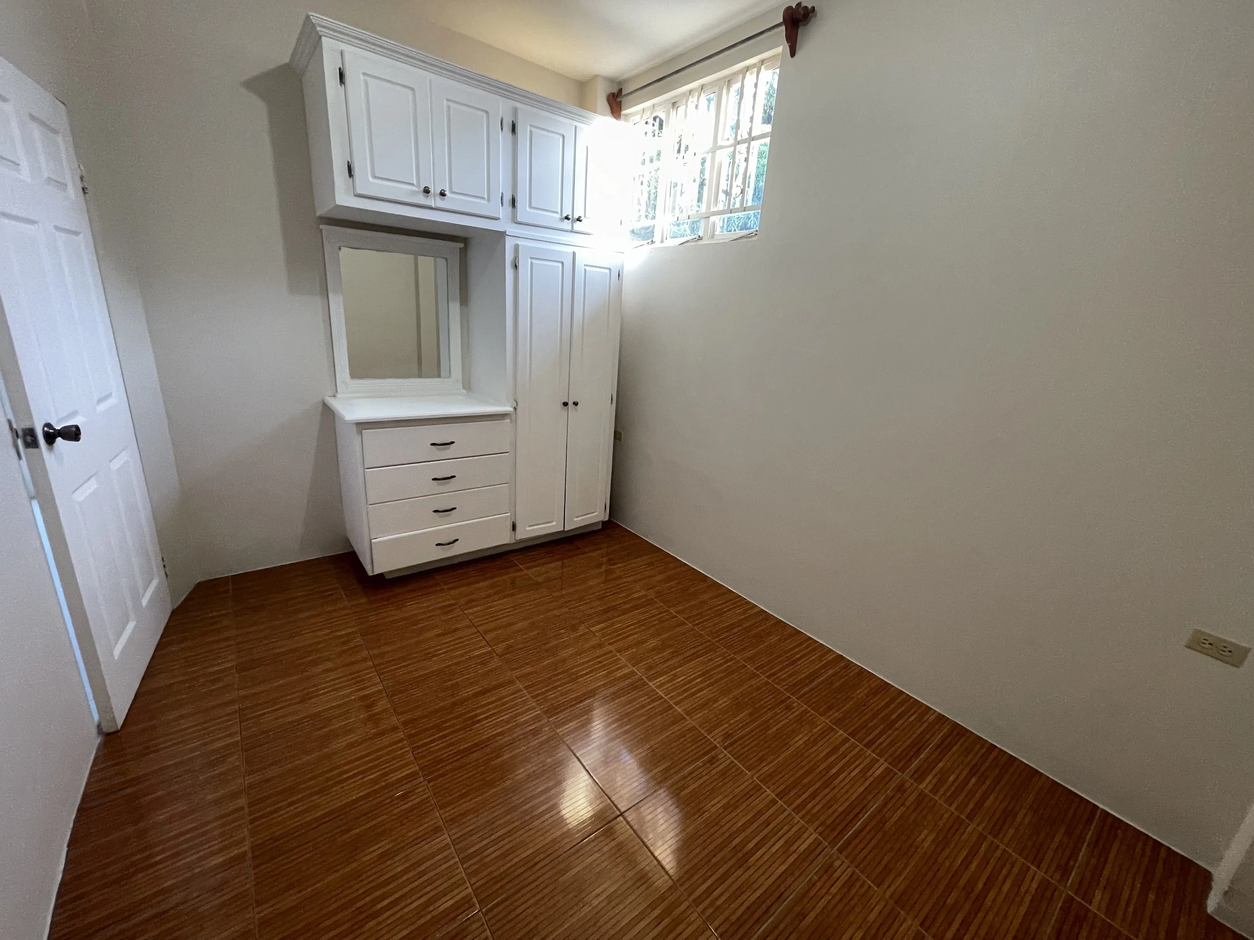 Bon Air West 2 Bedroom Apartment6