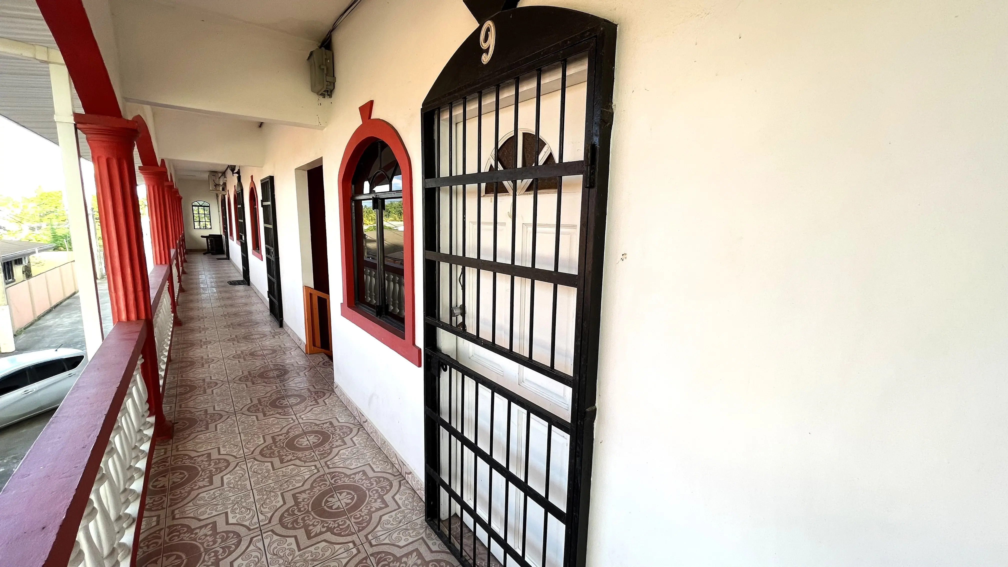 Centenary Street Extension Upstairs Apartment 17