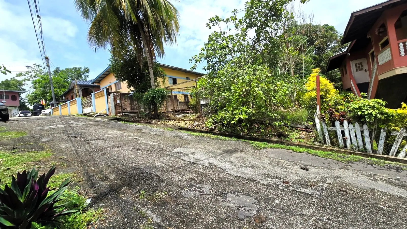 ST. JULIEN VILLAGE PRINCES TOWN VACANT LAND STREET VIEW RIGHT