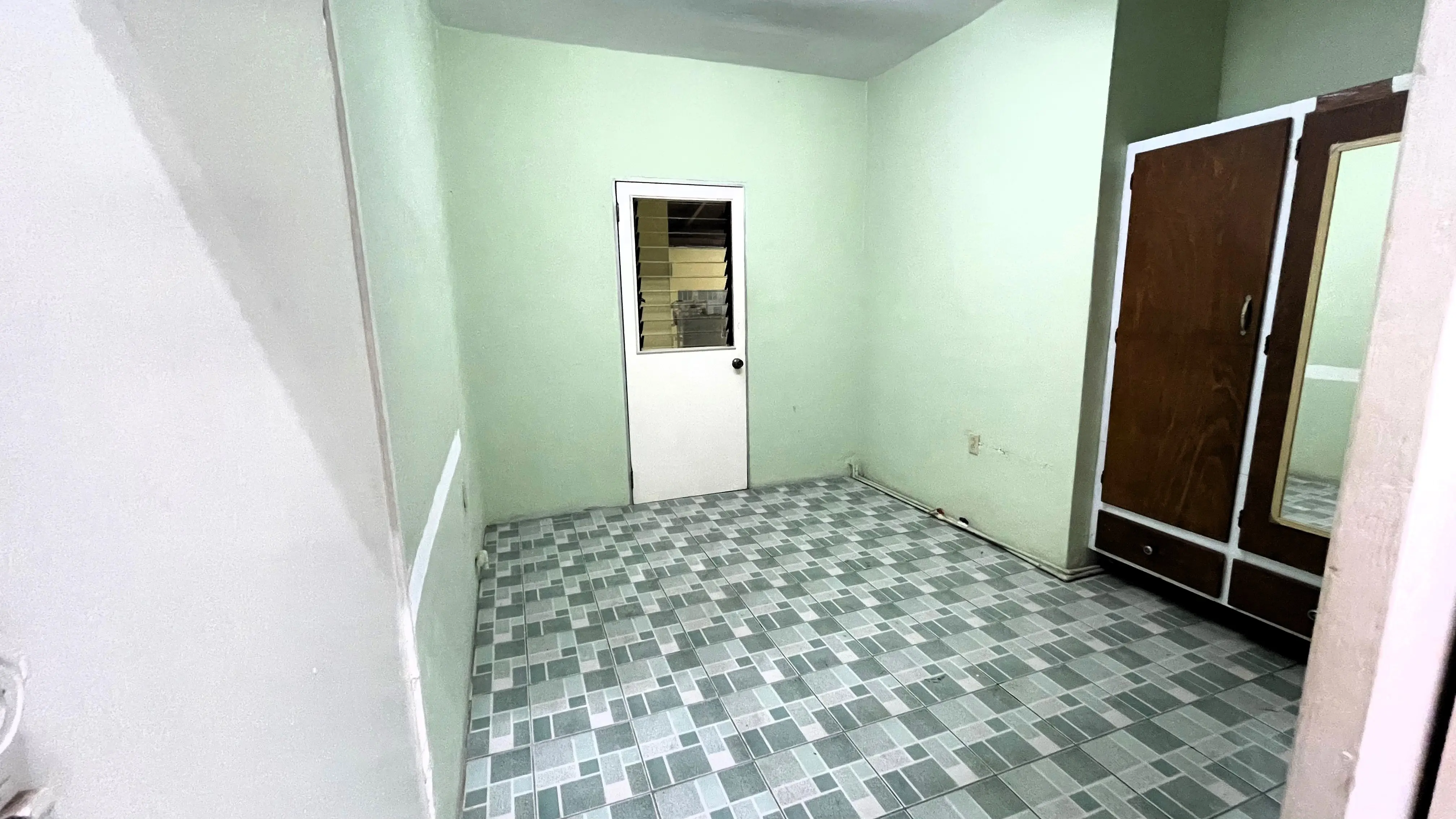 La Florissante DAbadie 3 Bedroom Apartment for rent study