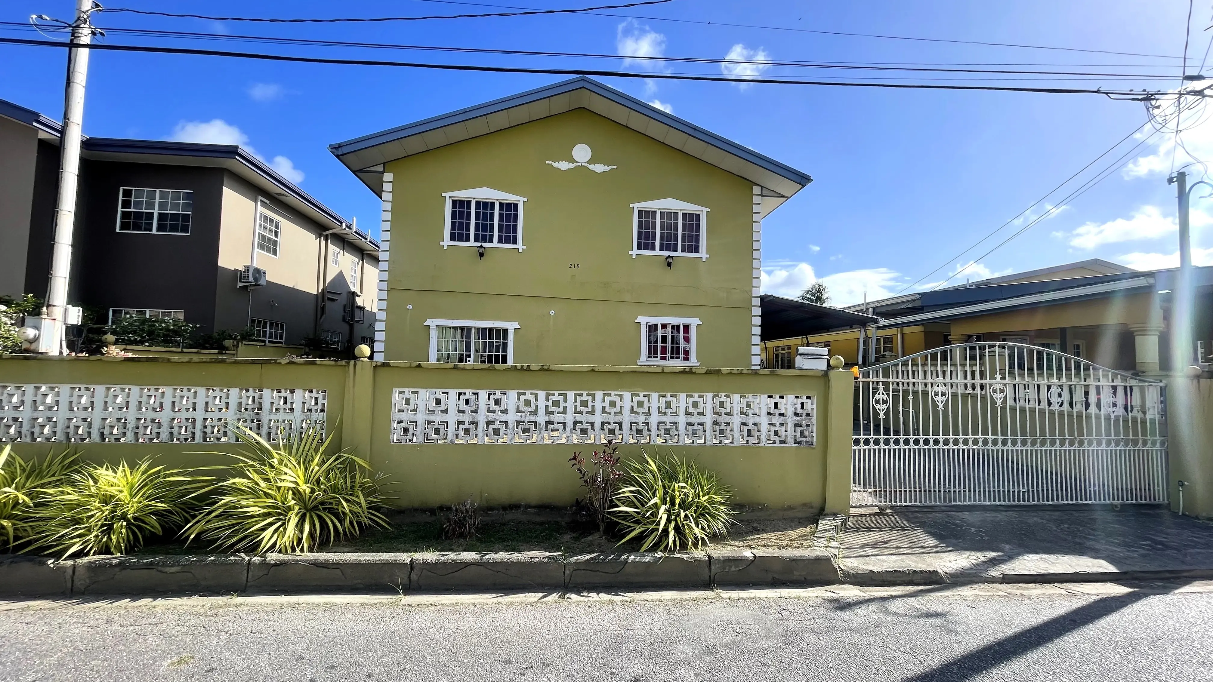 La Resource South DAbadie 5 Bedroom Home
