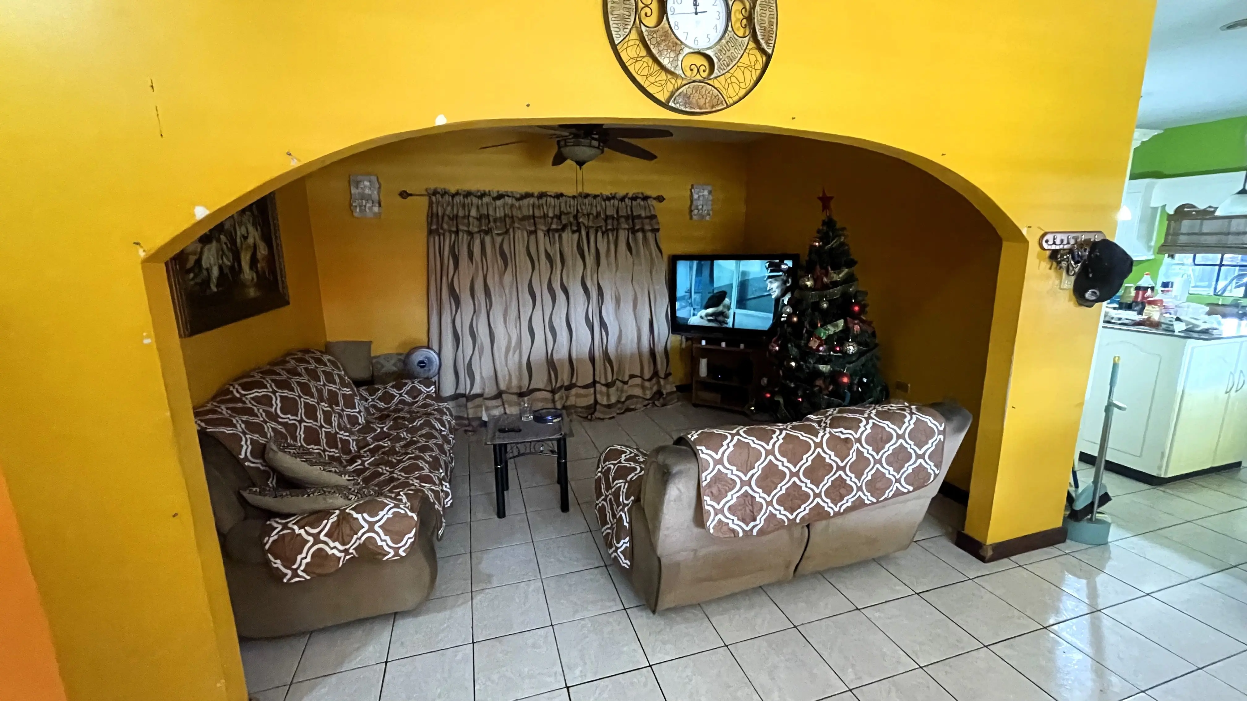 Jai Courts, Brazil Village House living room area with kitchen