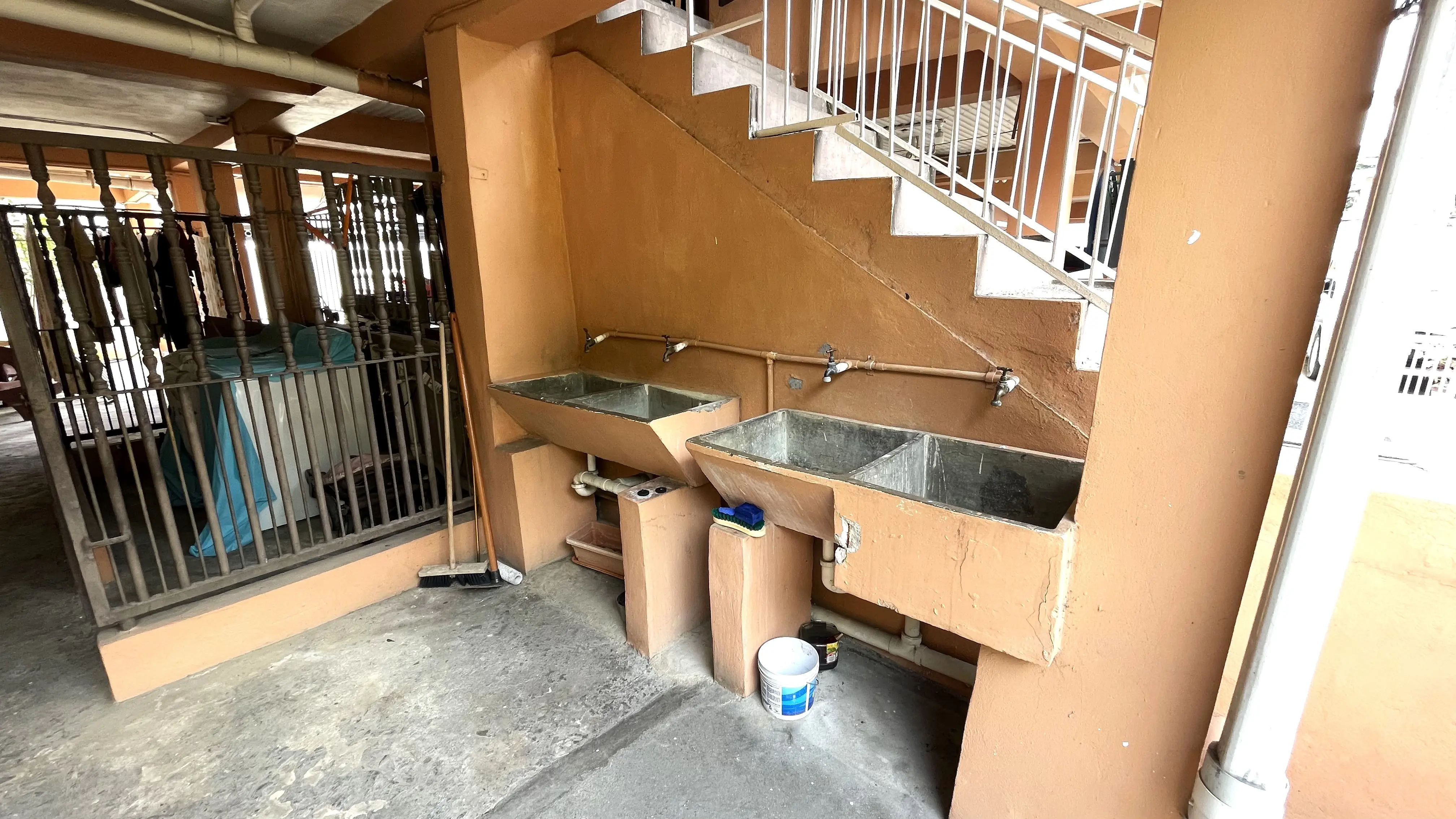 San Juan Studio Apartment for Rent laundry