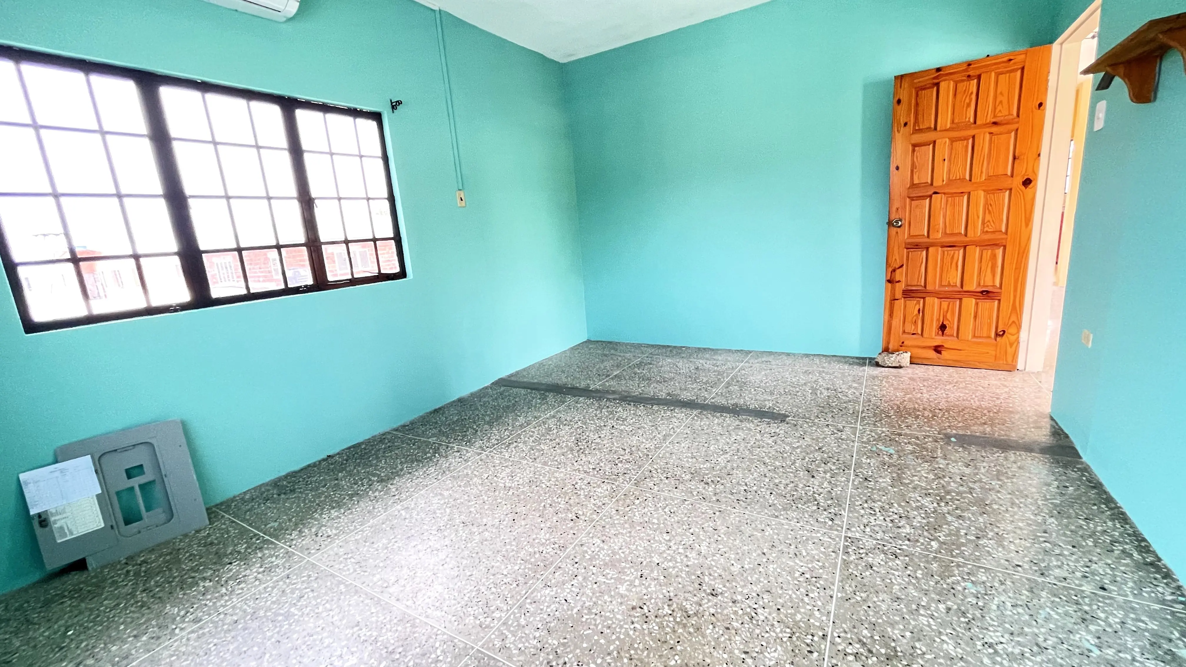 tacarigua-2-bedroom-apartment-air-conditined-bedroom