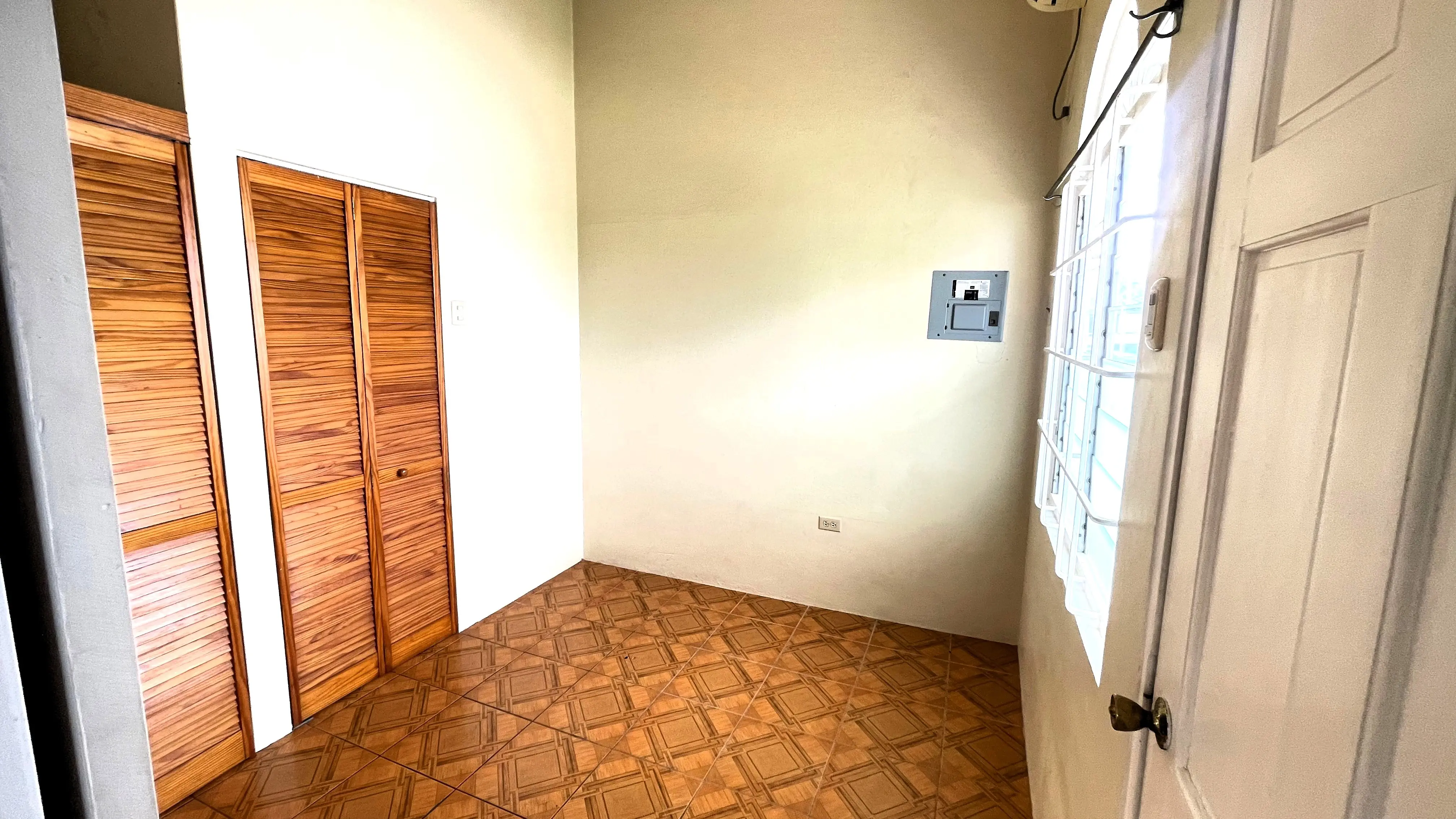 tunapuna-1-bedroom-apartment-bedroom-view