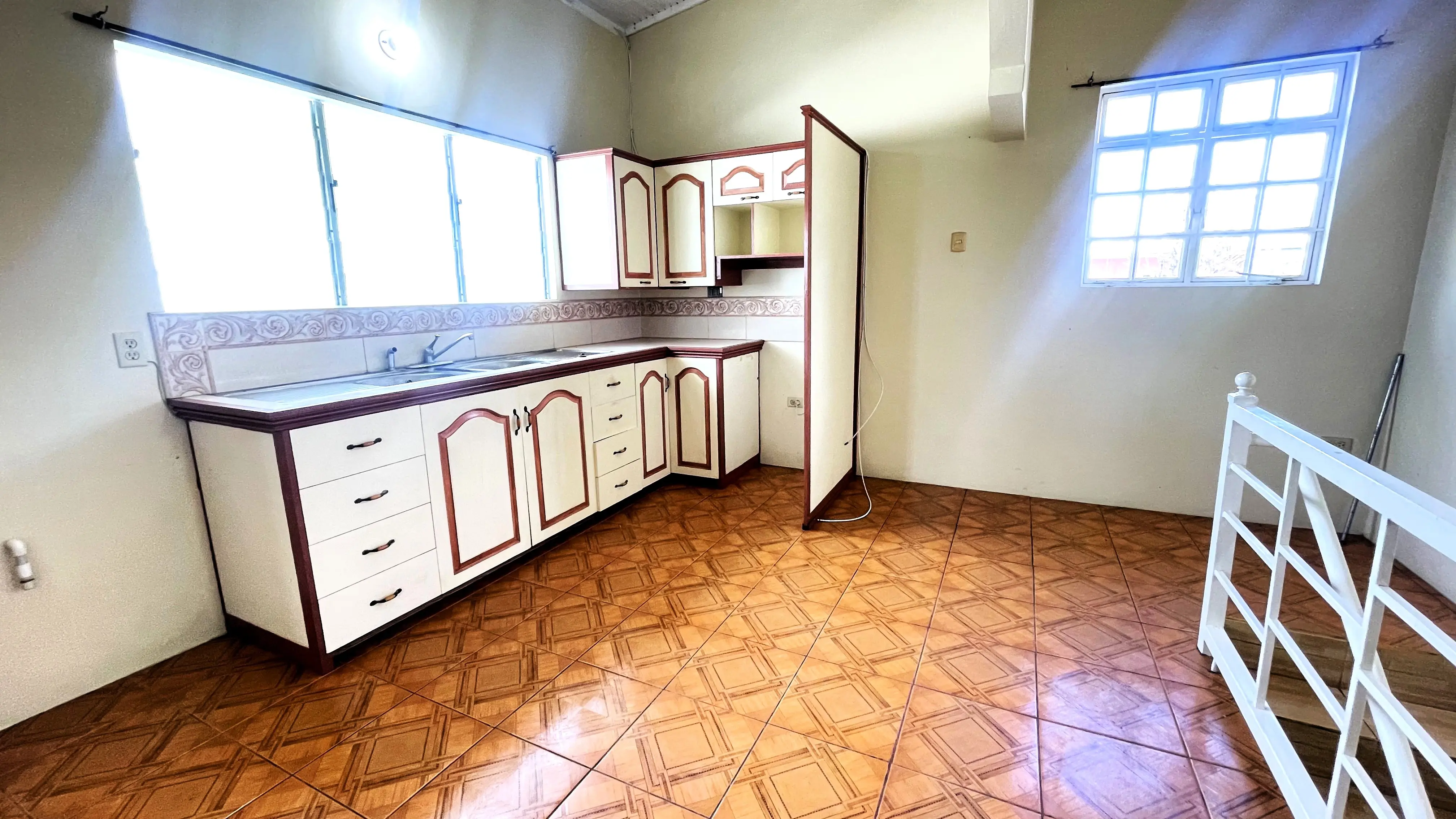 tunapuna-1-bedroom-apartment-kitchen