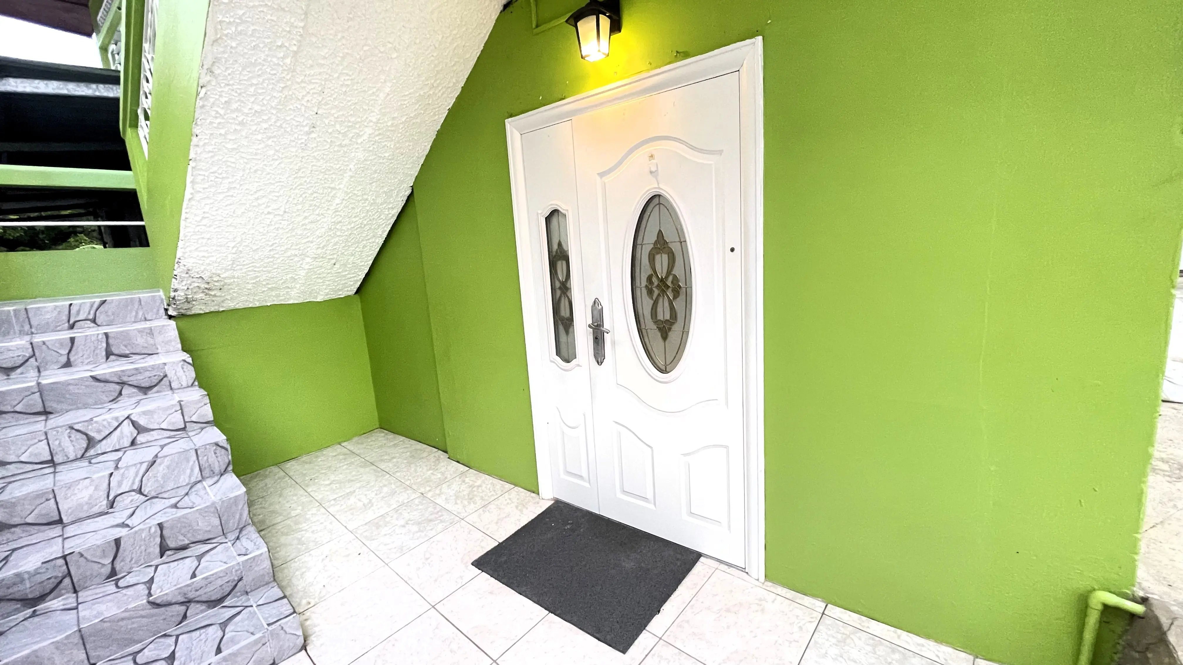 3-bedroom-apartment-tunapuna-road-exterior-louis-realty